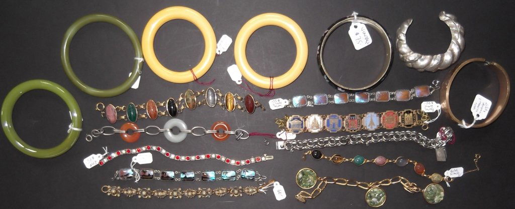 17 antique & vintage bracelets (1 of 10)