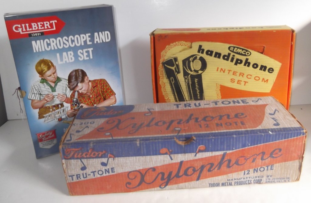 3 piece toy lot (1 of 8)