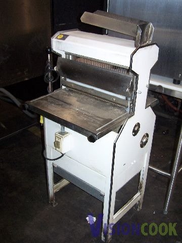 Oliver 777 Commercial Loaf Bread Slicer