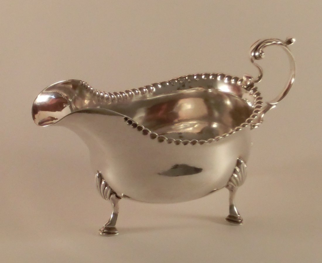 Georgian English Sterling Silver Sauceboat 1778 (1 of 5)