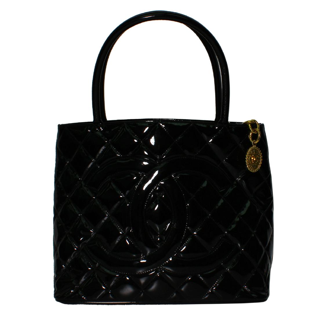 Chanel Quilted Black Patent Leather Shoulder Bag (1 of 4)