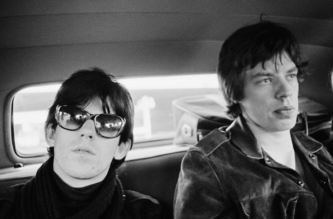 Mick and Keith in a Taxi: Keith Richards and Mick Jagger in the Back of a Taxi in London. Gered Mankowitz was born in London, England, on 3rd August 1946. At the end of 1963 Gered opened his first studio, at 9 Masons Yard in t