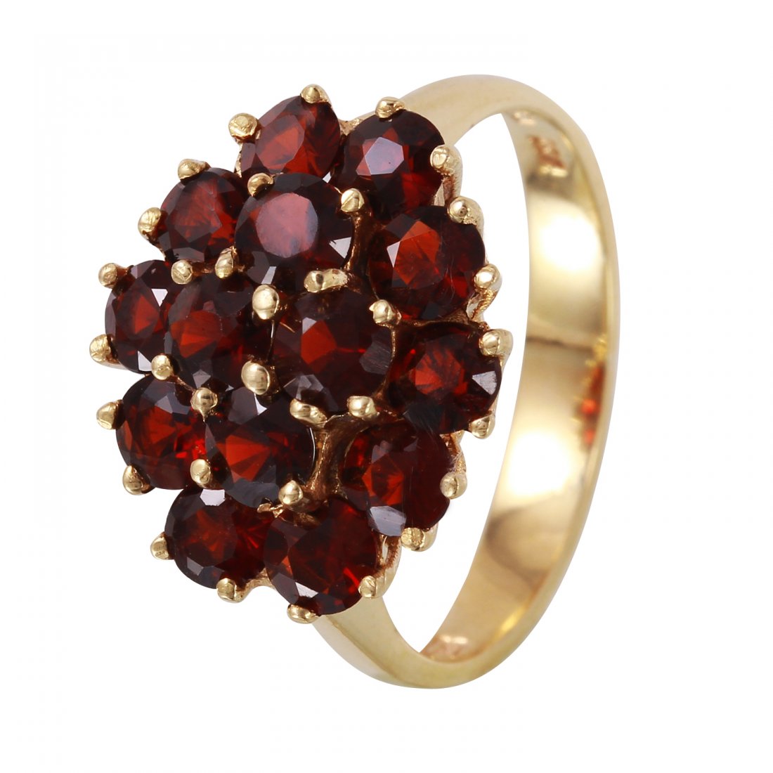 Bohemian Garnet Ladies Vintage Ring 14KT Gold.: Bohemian Garnet Ladies Vintage Ring 14KT Gold. Approximate Total Weight 2ctw. Size 6, 4.38grams. The descriptions listed should not be construed as an appraisal. The detail is provided as a guideline 