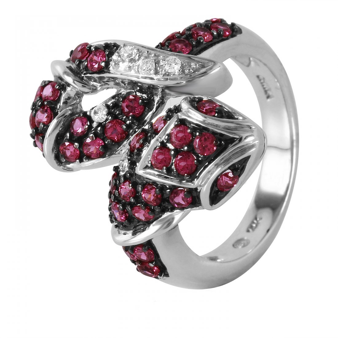 This snake design ring is encrusted with round (1 of 2)