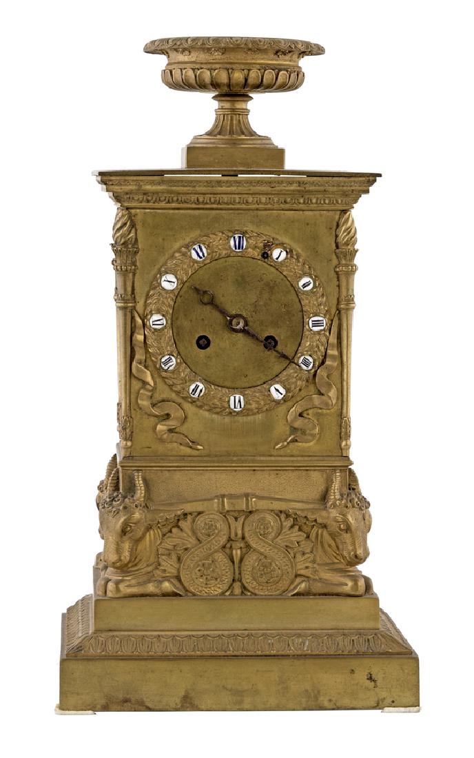 PENDOLA CLOCK (1 of 2)