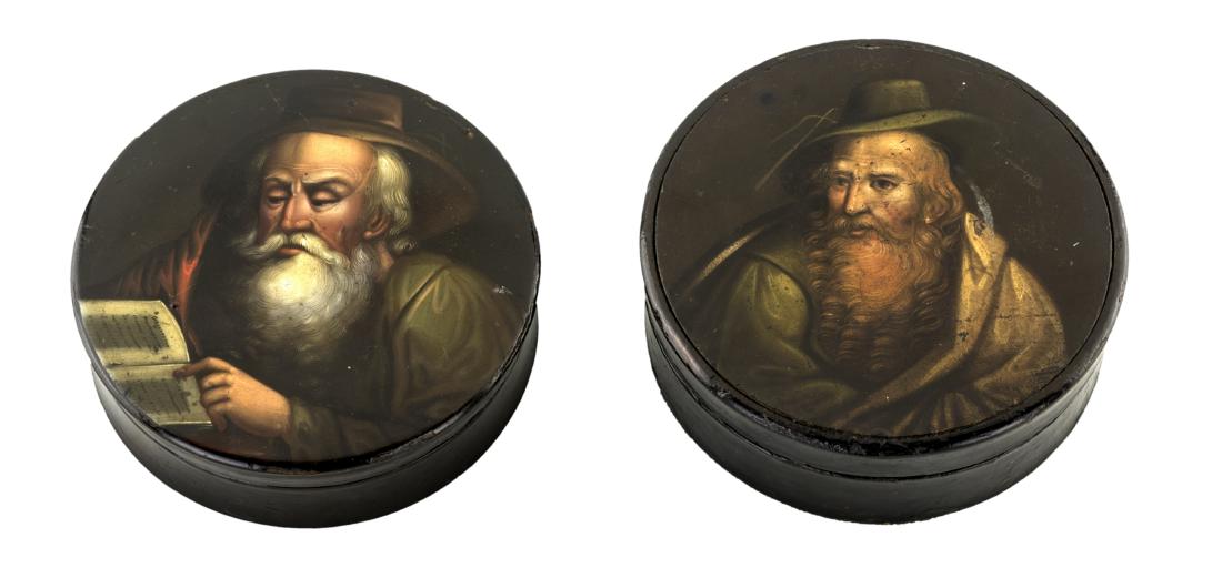 LOTTO DI DUE TABACCHIERE IN PAPIER MACHE | LOT OF TWO (1 of 1)