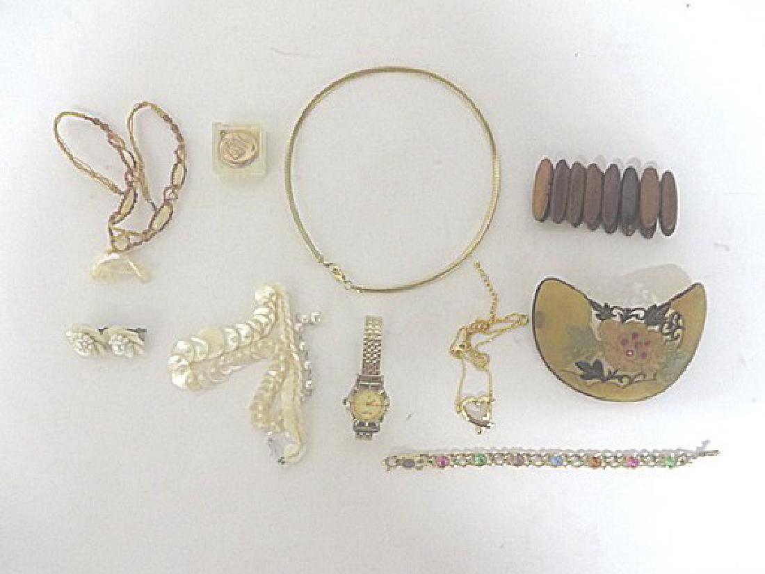Dealer's Lot of Costume Jewelry  (10 ) (1 of 3)