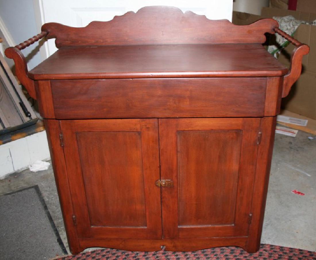 Maple Victorian Washstand (1 of 2)