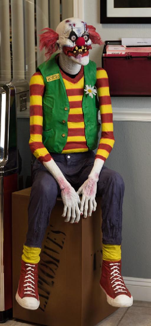 Zombie Clown Statue (1 of 1)