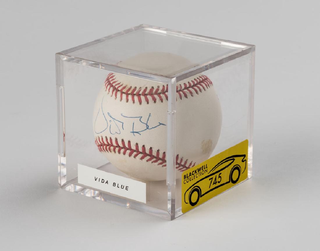 Vida Blue Signed Baseball: Baseball signed by Vida Blue. Six time All Star, three time World Series champ, American League MVP and Cy Young award winner.