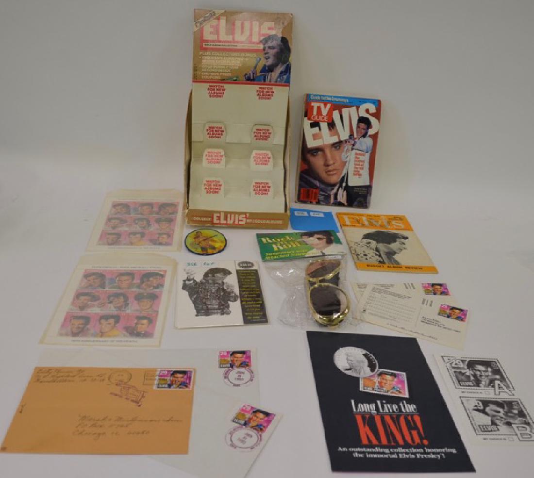 Elvis Presley Collectors Lot  (8) (1 of 3)
