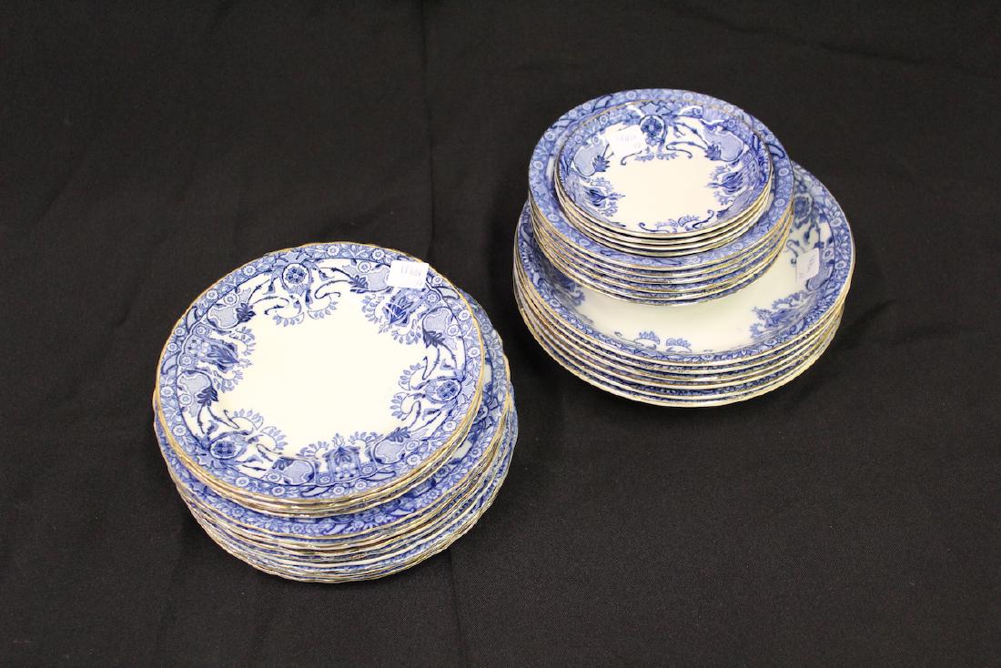 Middleport England Blue & White China (29) (1 of 7)