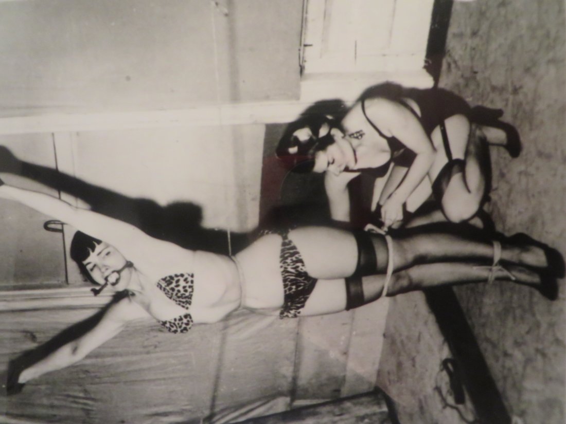 Betty Page Photograph (1 of 2)
