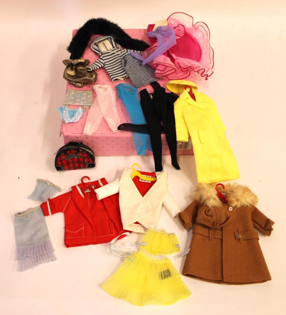 1965 Barbie Doll Case Filled with Clothes (1 of 8)