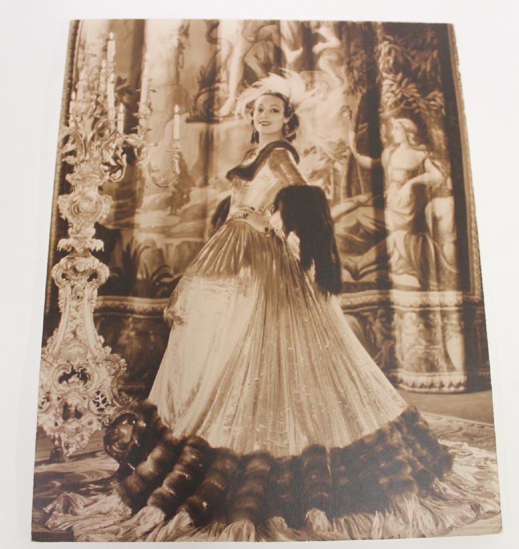 Dorothy Del Rio Display and Autograph (1 of 2)