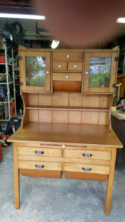 Possum Belly Maple Baker S Cabinet Sep 08 2018 Mid Hudson
