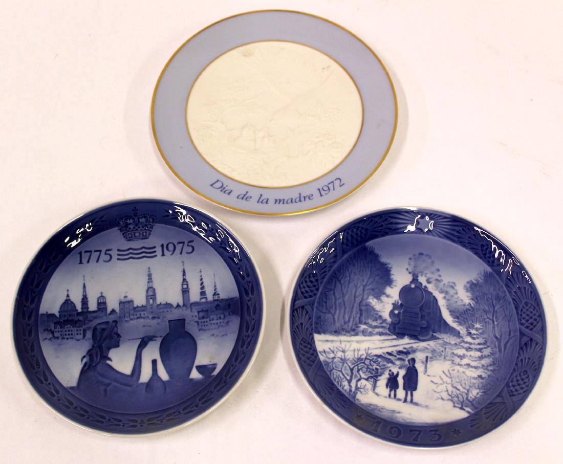 Collectors Lot: Royal Copenhagen and Lladro (3) (1 of 9)