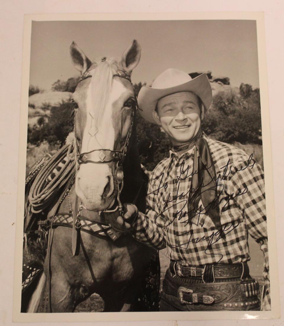 Roy Rogers Autographed Photo. (1 of 3)