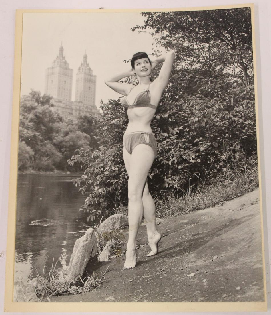 Bettie Page in Central Park NY (2) (1 of 2)