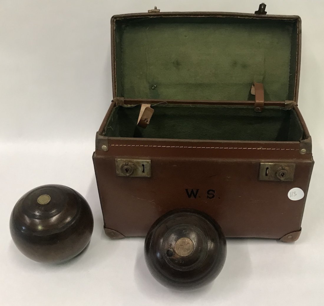 Vintage English Customized Bocci Balls With Case. (1 of 7)