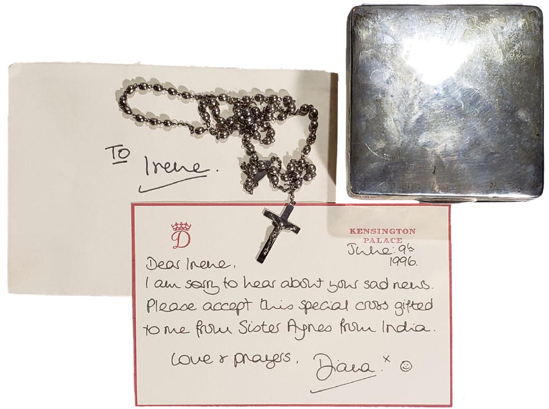 Princess Diana Owned & Worn Silver Cross: This extremely rare and special Catholic cross was once owned by Diana, Princess of Wales, (born Diana Frances Spencer; 1 July 1961 Ð 31 August 1997). The Cross was gifted to Diana on one of her trip