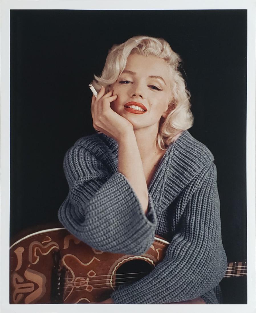 Marilyn Monroe Original Milton H. Greene Photo: Marilyn Monroe original Milton H. Greene photograph. Measures 8.5" x 10.5". This photograph of Marilyn was taken in 1953 but reprinted in 1979. A stunning portrait that shows a confident Marilyn. It c