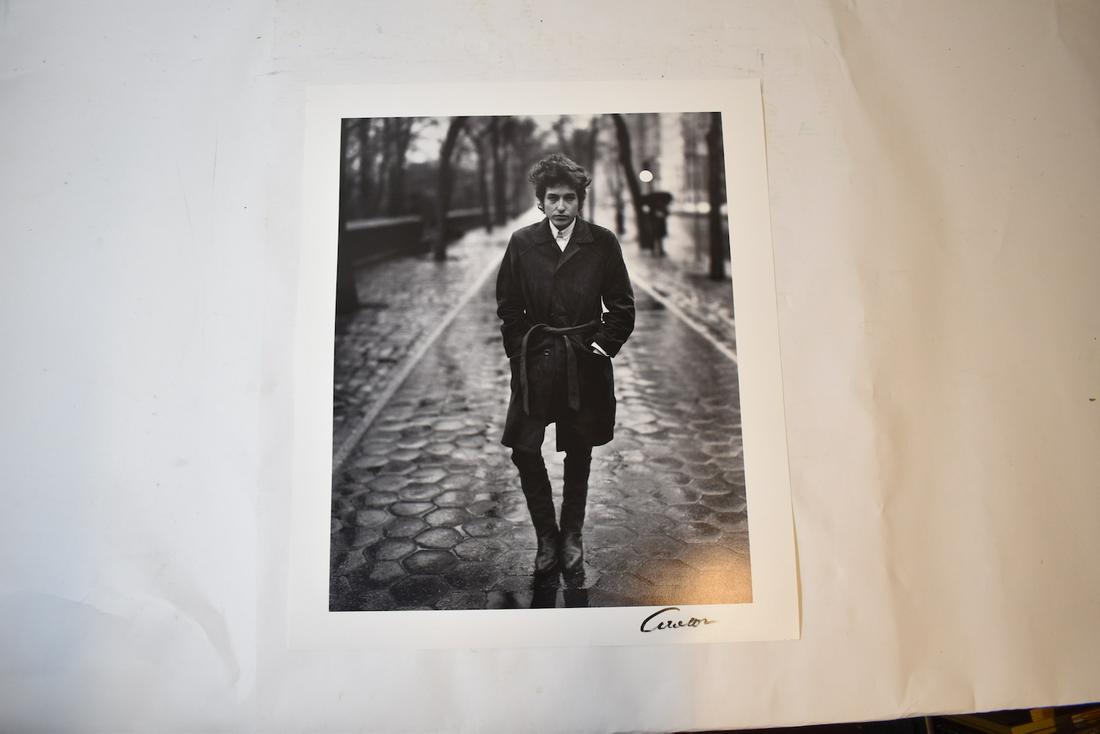 Avedon. Photograph. Bob Dylan: Sgd. in Sharpee at the front. Avedon backstamp for 1965. 23"H. x 19"W