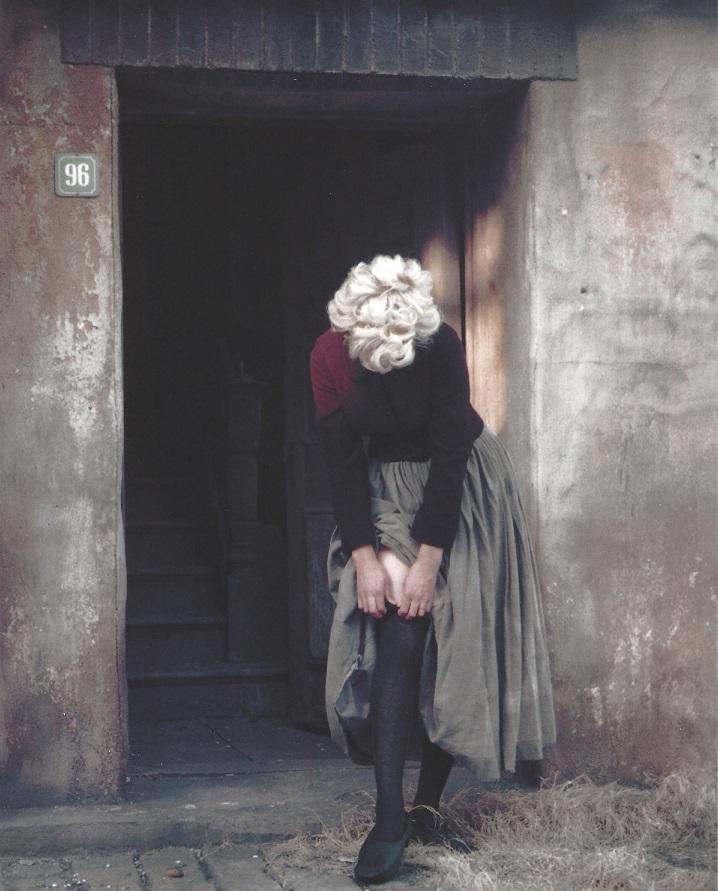 Marilyn Monroe Milton H Greene Publication Photo: Original Publication Photo, measuring approximately, 10.5"x8.5" includes white border. Taken in 1956, printed 1998. It comes stamped by the photographer and agency. The photograph is printed on double