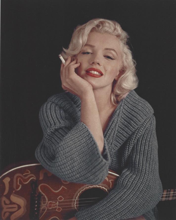 Marilyn Monroe Milton H Greene Publication Photo: Original Publication Photo, measuring approximately, 11.5"x9" includes white border. Taken in 1956, printed 1999. It comes stamped by the photographer and agency. The photograph is printed on double w