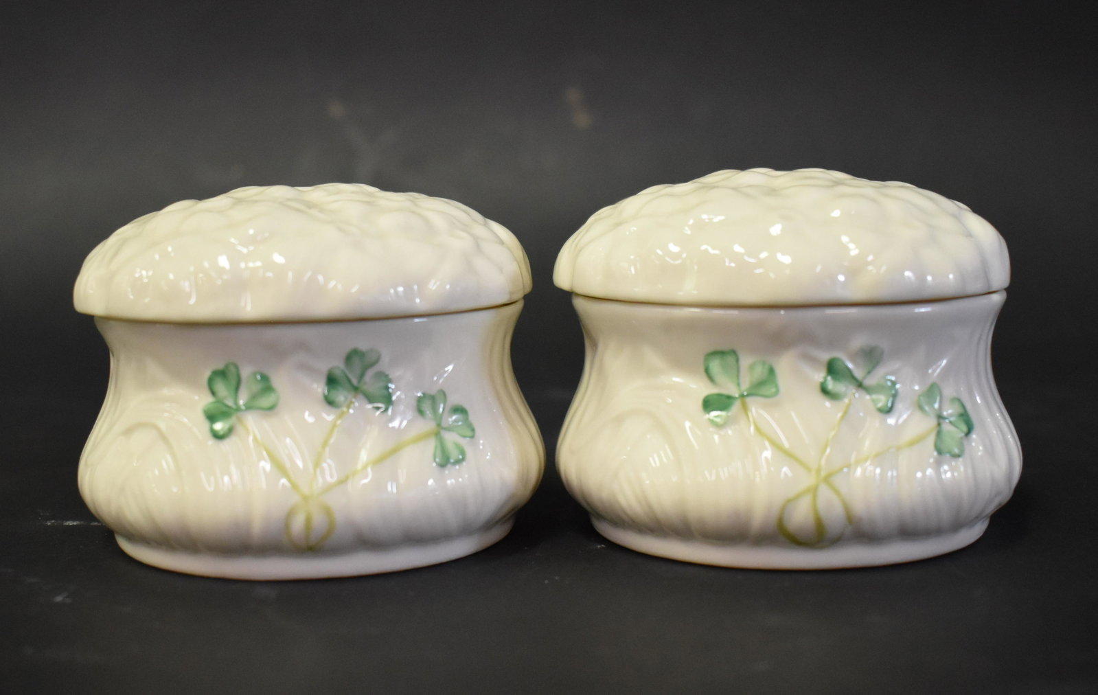 Belleek Daisy Trinket Box Black Mark PR: Belleek Daisy Trinket Box 1936 Black PR. 3in