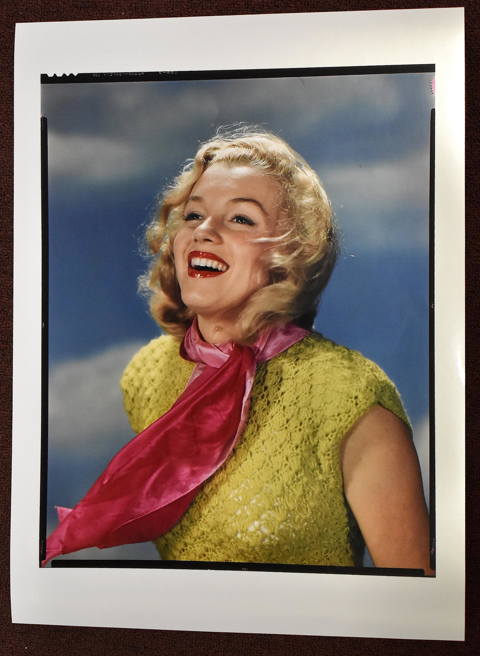 Roger Davidson Marilyn Monroe Photograph: Stamped Roger Davidson. 22 x 16