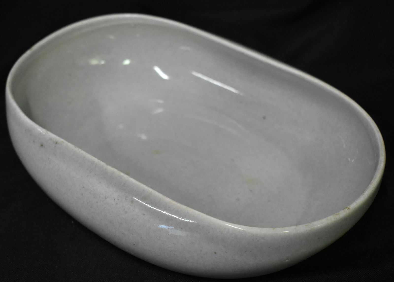 Russel Wright. Bowl. Stuebenville: Marked Russel Wright China For Iroquois Size 10" long