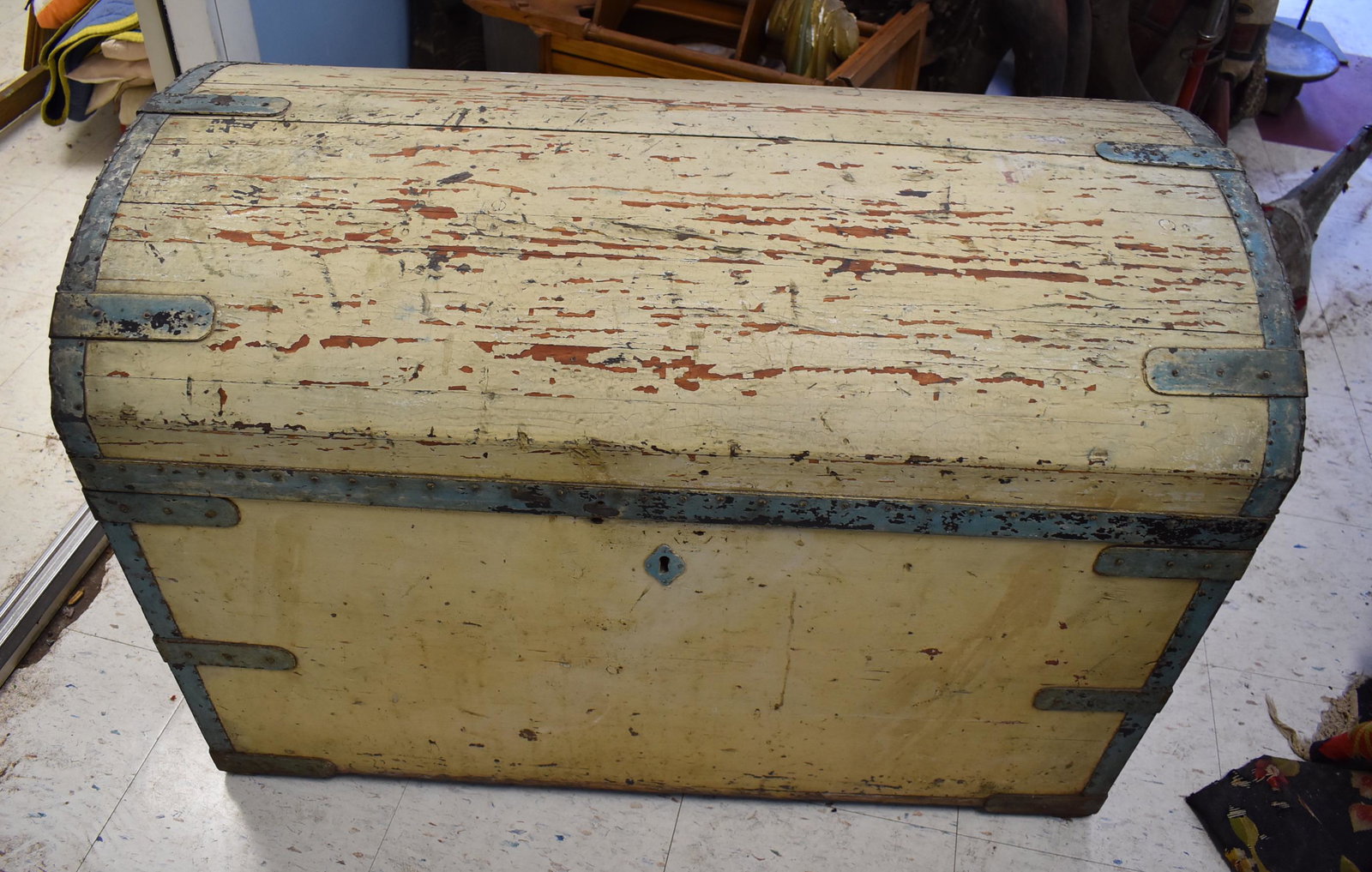 Antique American Steamer Trunk: Dome Top May be original paint. Iron hinges and strappings. 28"H. x 21 1/2"D x 39"W