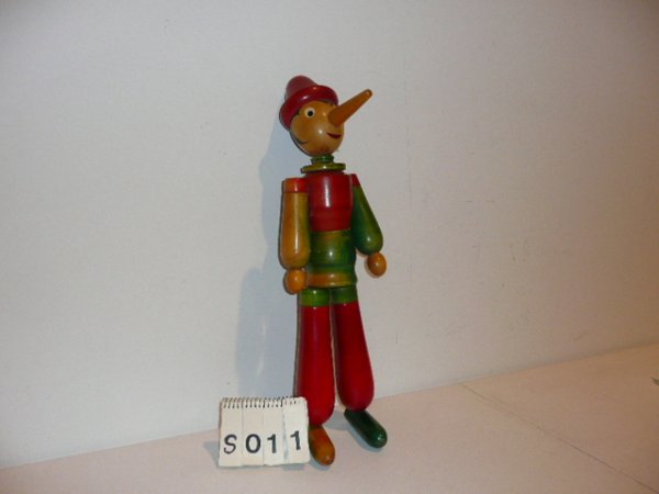 ITALIAN WOOD CARVED PUPPET: Italian hand carved wooden "Pinocchio" puppet