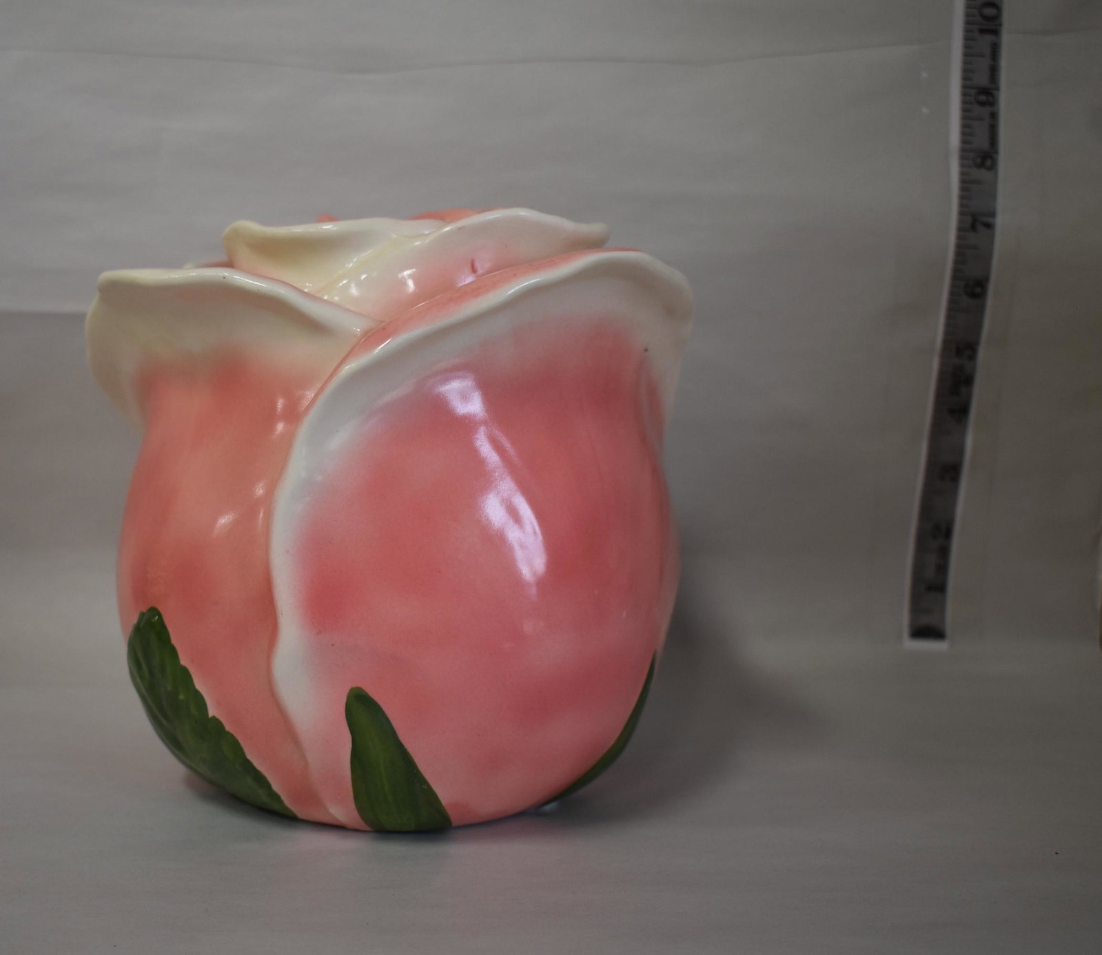 Metlox Rose Cookie Jar: Excellent condition