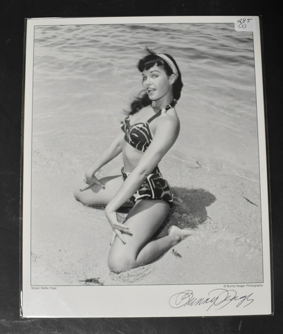(1) Bettie Page Photo Sgd. Bunny Yeager: 8x10 Double Stock Bettie on Beach Signed By Bunny Yeager