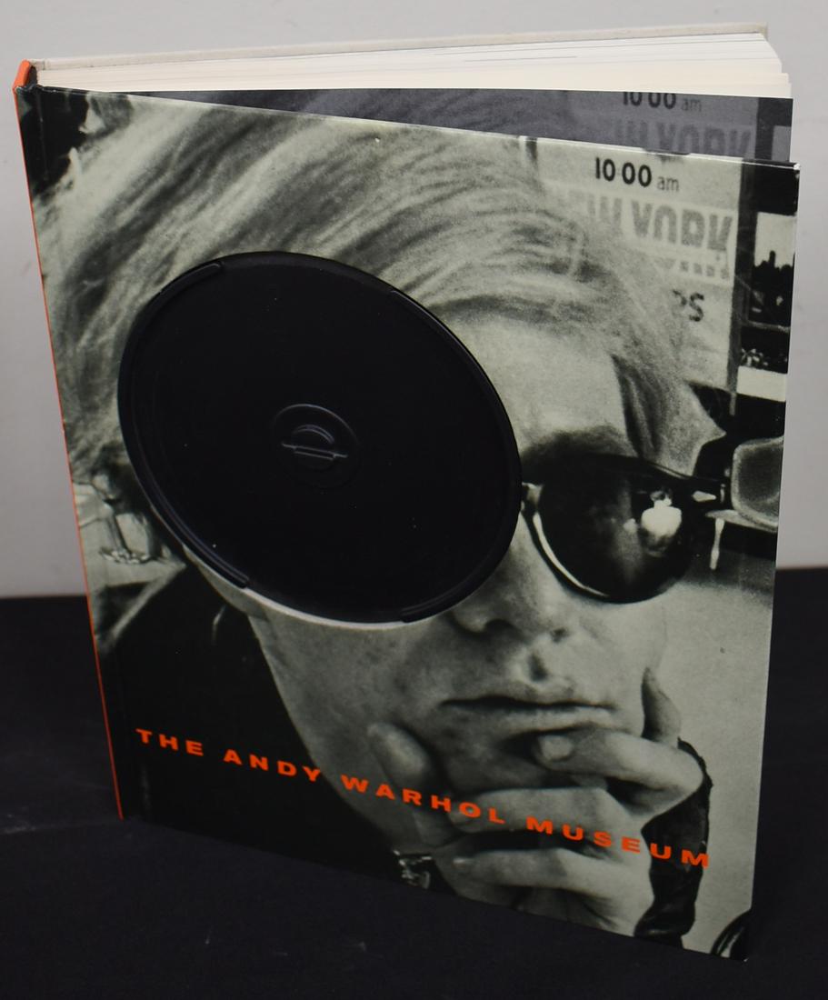 One Book Andy Warhol: Tittle: The Andy Warhol Museum