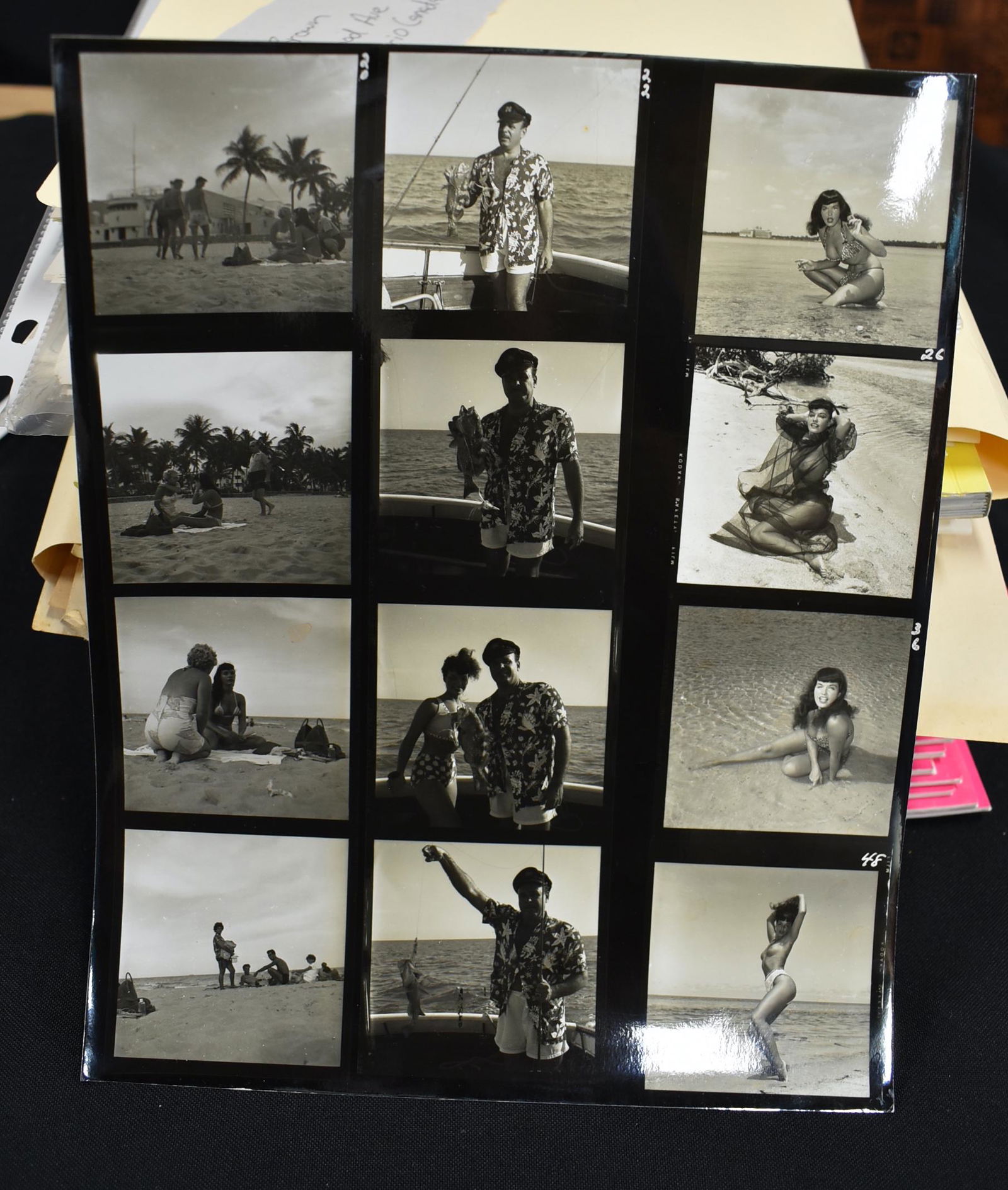 Contact Sheet Bettie Page (1 of 1)