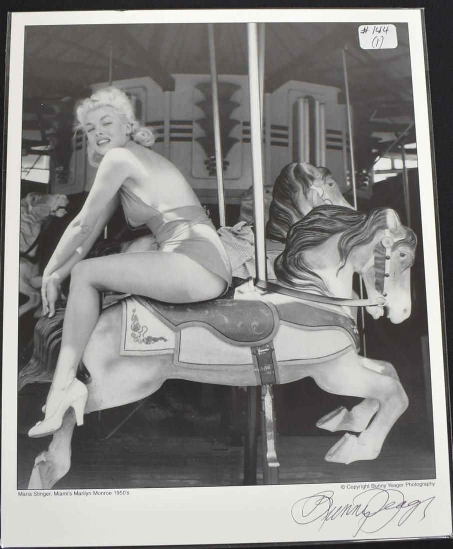 (1) Photo Maria Stinger. Sign. (1 of 1)