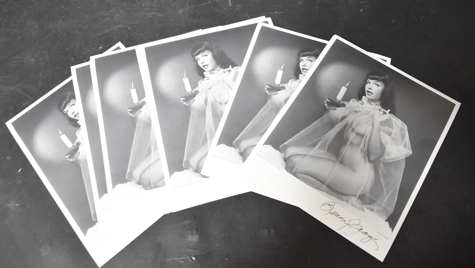 (8) Photos Bettie Page Sgd (1 of 1)