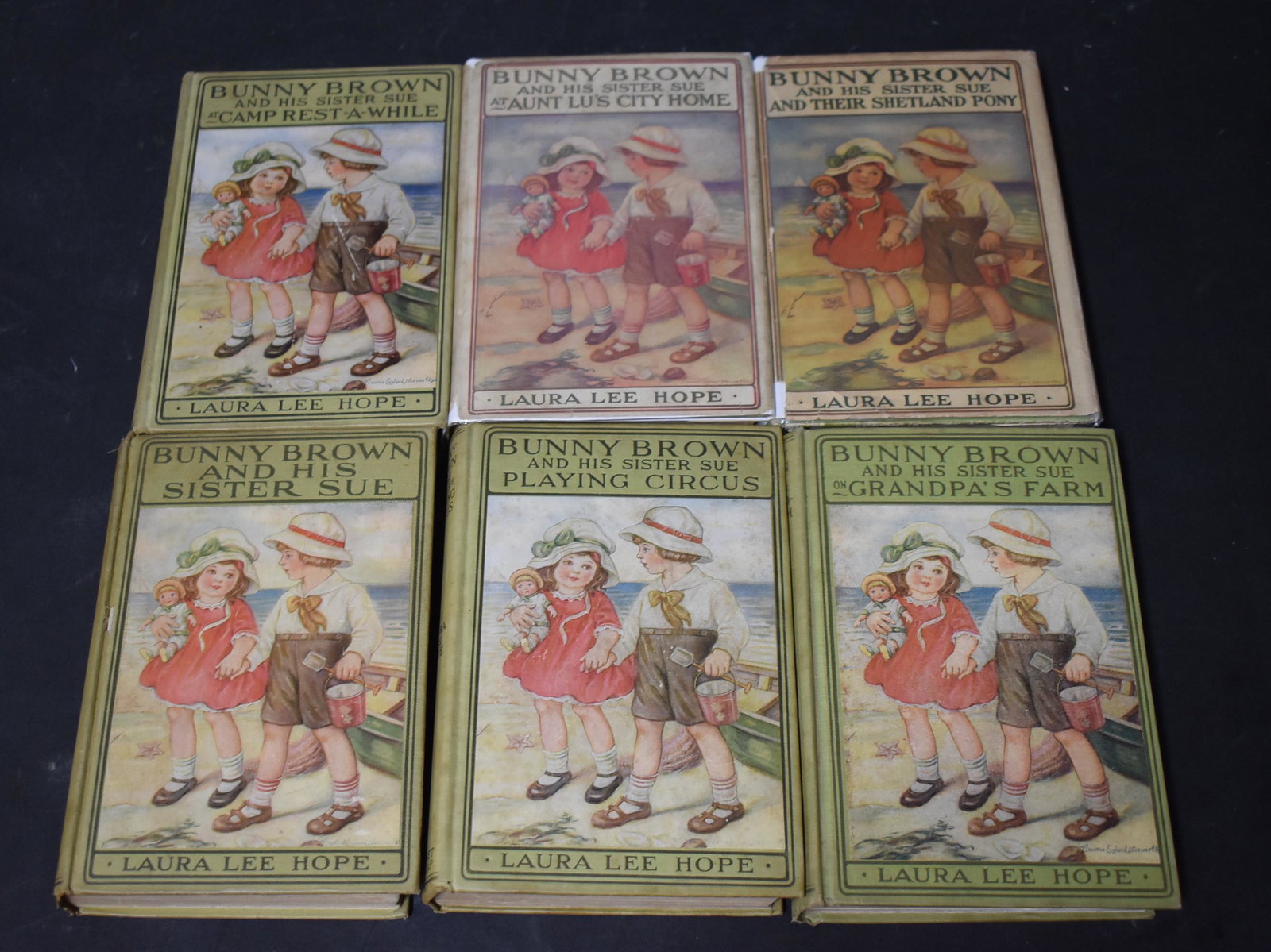 Laura Lee Hope Bunny Brown Children's Books (6): Grosset and Dunlap NY Illustrated. Titles will be visible in photos.