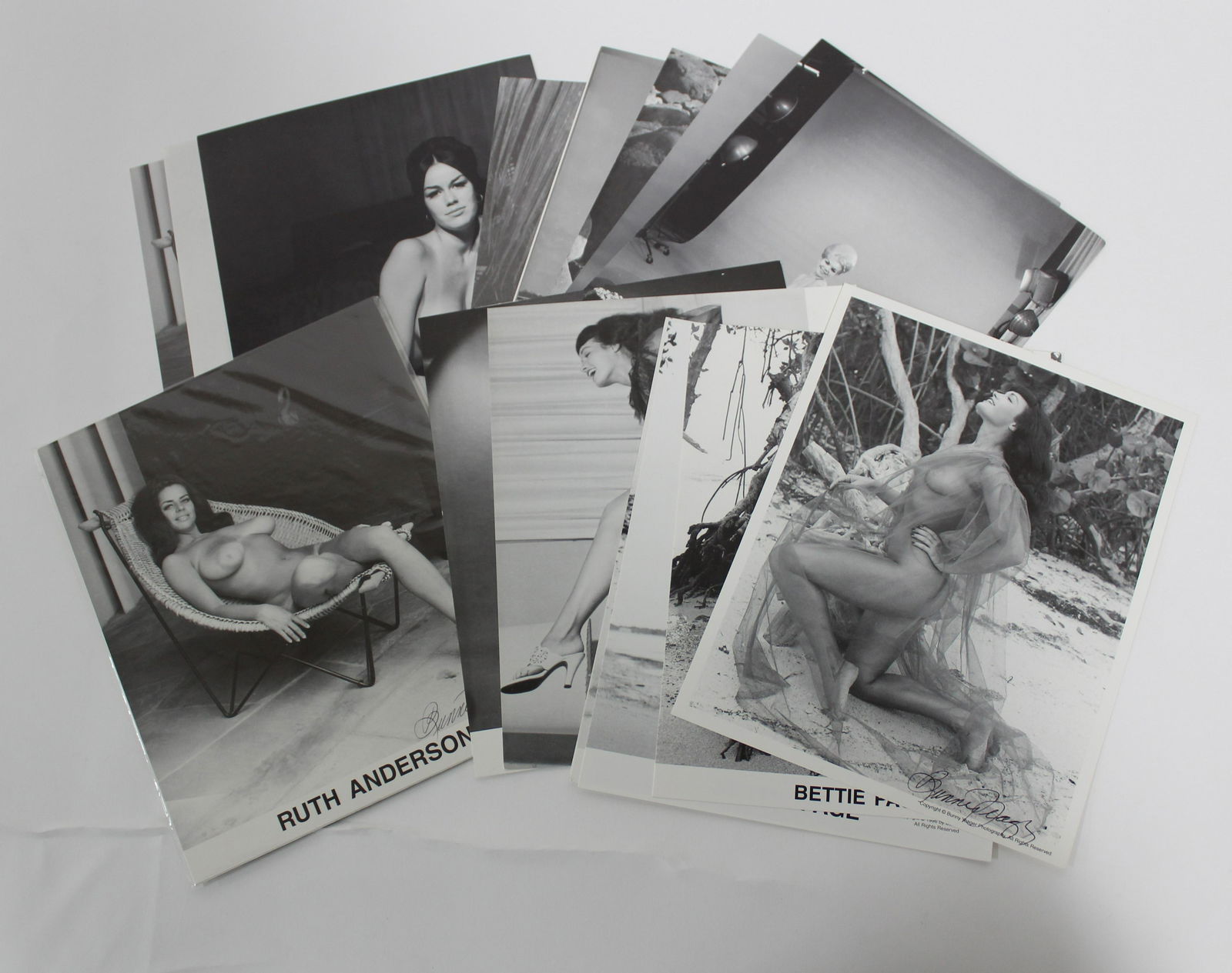 (19) Lithos Mix Models (2) Sgd. (1 of 4)