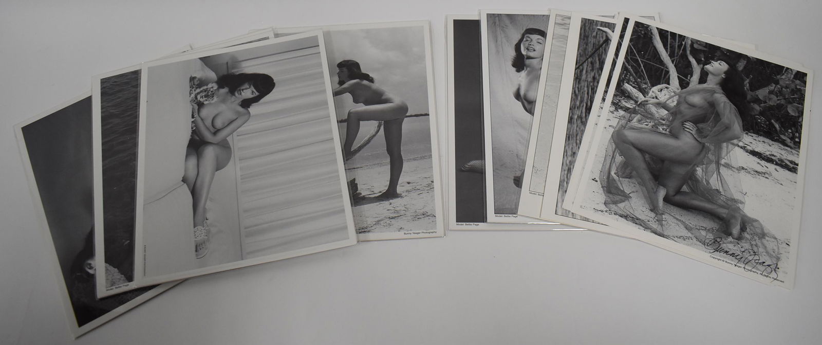 (16) Photos Bettie Page. (4) Photos Sgd. (1 of 3)