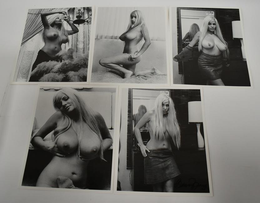 Photos Model Uschi (3) Sgd.(100+) (1 of 1)