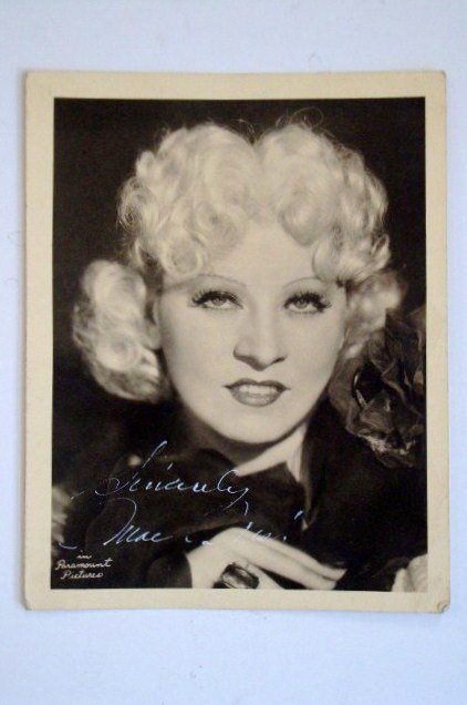AUTOGRAPHED MAE WEST PHOTOGRAPH: Matte finish, 5 x 7, VF-F