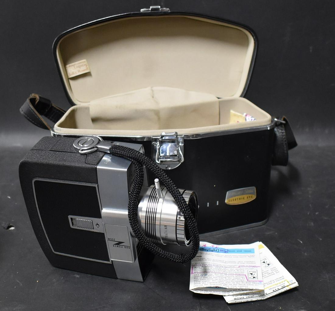 8mm Bell And Howell Video Camera (1 of 2)