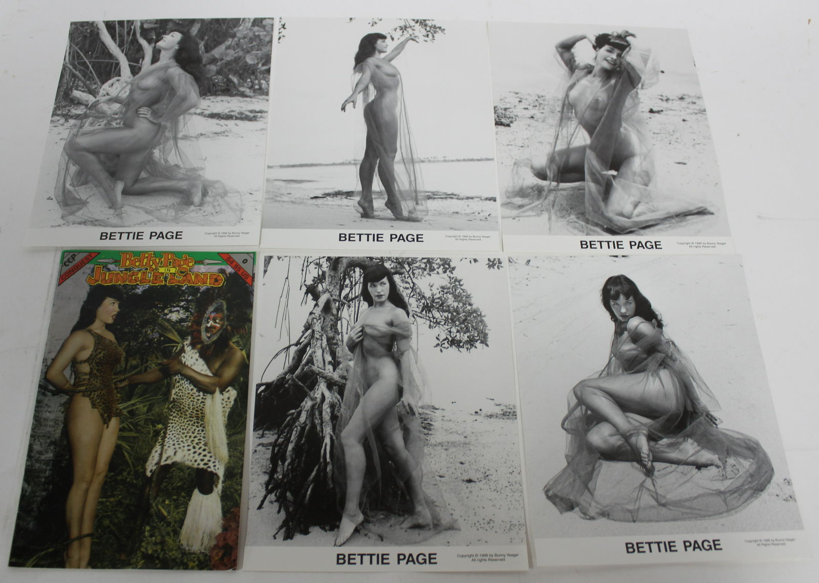 Bettie Page in Jungleland Comic & Photos (6) (1 of 1)
