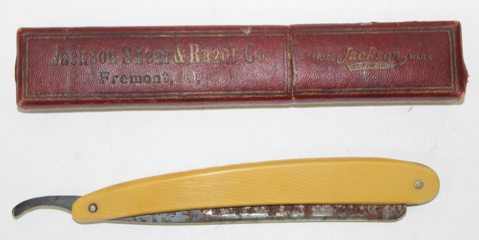 Straight Razor W/ Bakelite Handle: Jackson Shear & Razor Co. Freemont, Ohio. Blade opened measures to 9.75 in.