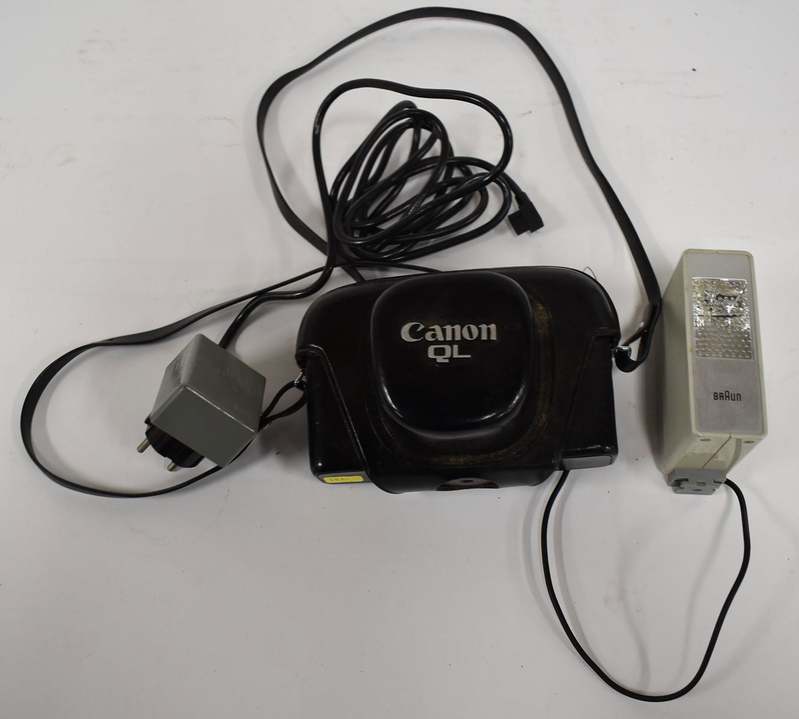 Vintage Camera: Canon QL (1 of 7)