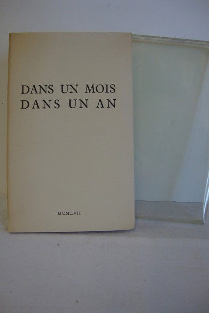 SAGAN, FRANCOISE DANS UN ANMOIS DANS UN AN PARIS: 1957 Juillard. Uncut Edition, Originale Sur alfa mousse Navarre No 336 In a glassine sleeve